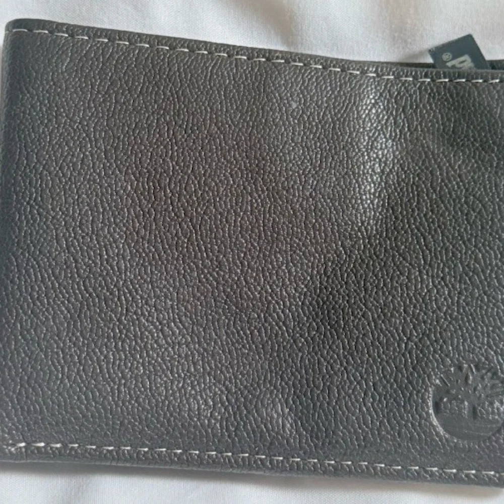 Timberland wallet is made from genuine textured leather Folding